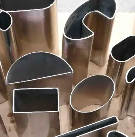 ỐNG THÉP HÌNH ĐẶC BIỆT: GIẢI PHÁP KẾT CẤU CHÍNH XÁC CHO NGÀNH CÔNG NGHIỆP HIỆN ĐẠI